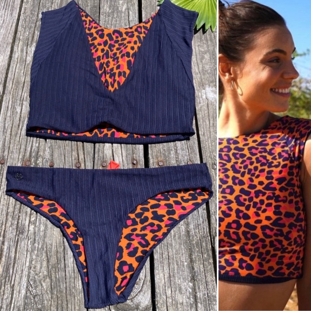 MAAJI Set - Camsu Short Sleeve Crop Bikini Top & Sublime Cheeky Bottoms M/S - Picture 2 of 16
